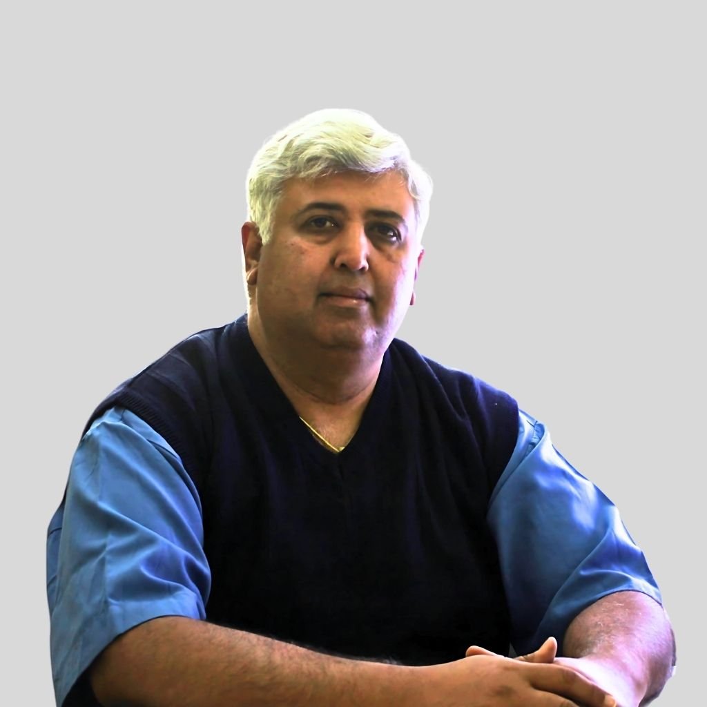 Dr. Himanshu Tyagi